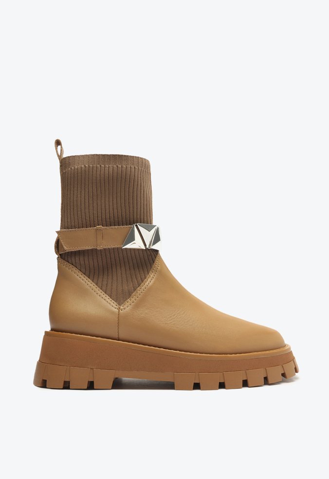 Bota Tratorada Hadley Couro Tricô Caramelo | Schutz