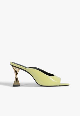 Mule Fierce Couro Amarelo
