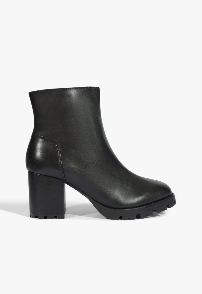 Bota Tratorada Bold Couro Preta