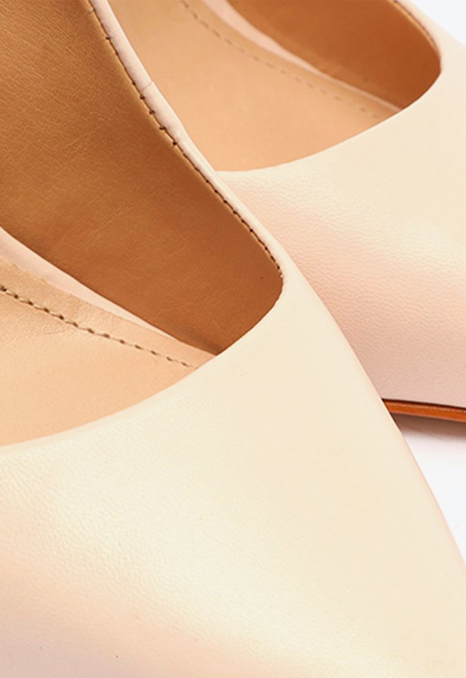 Sapato Scarpin Pump Novo Couro Rosa Claro Sapato Scarpin Pump Novo Couro Rosa Claro