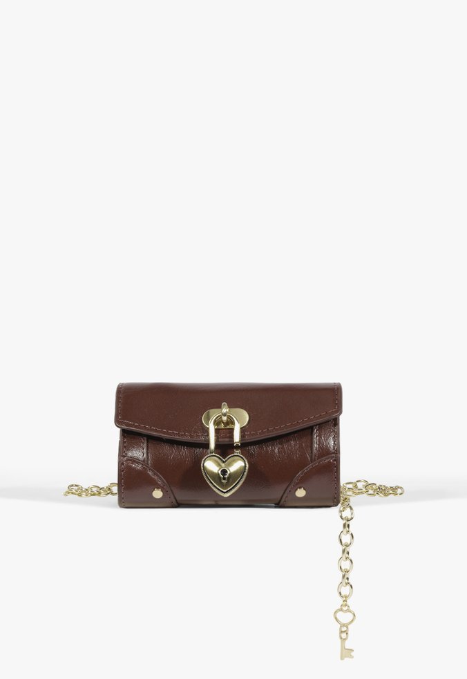 Pochete Heart Vault Bag Pequena Couro Vermelha