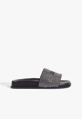 Papete Bico Quadrado Studs Preta