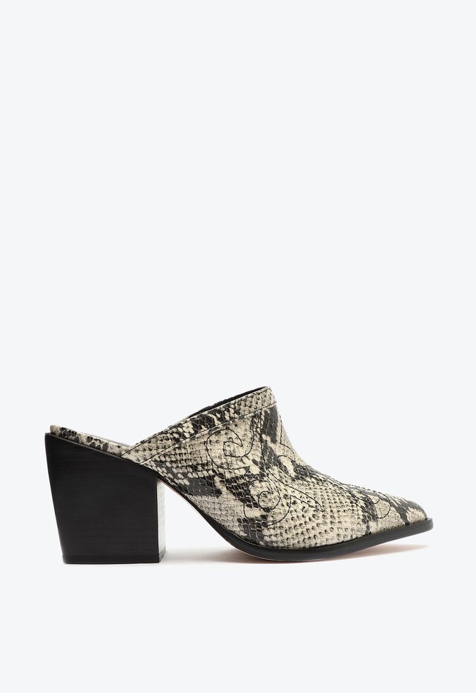 Sapato Mule Zarly Couro Snake Sapato Mule Zarly Couro Snake