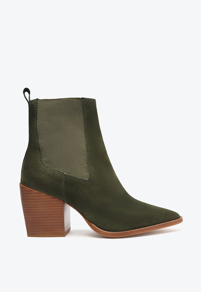Bota Cano Curto Camurça Verde