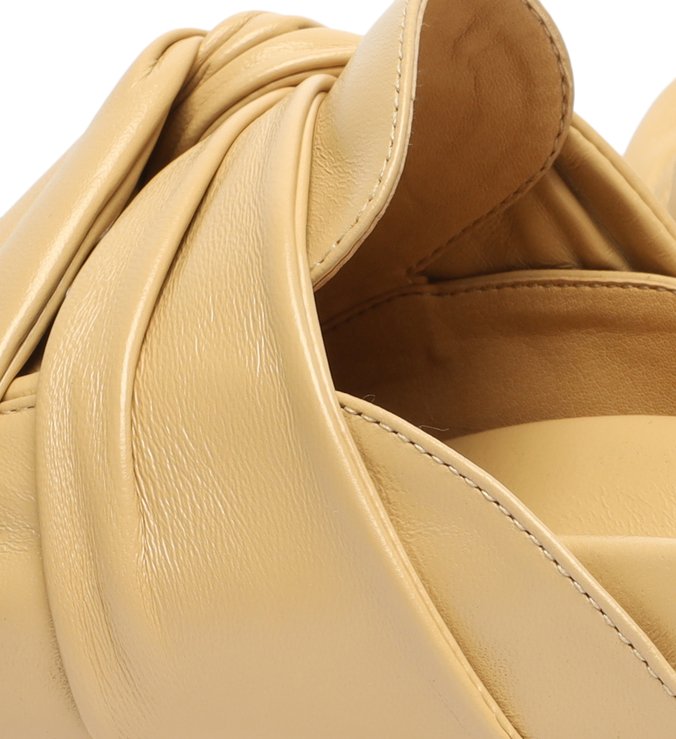 Mule Clog Claire Couro Torcido Creme Mule Clog Claire Couro Torcido Creme