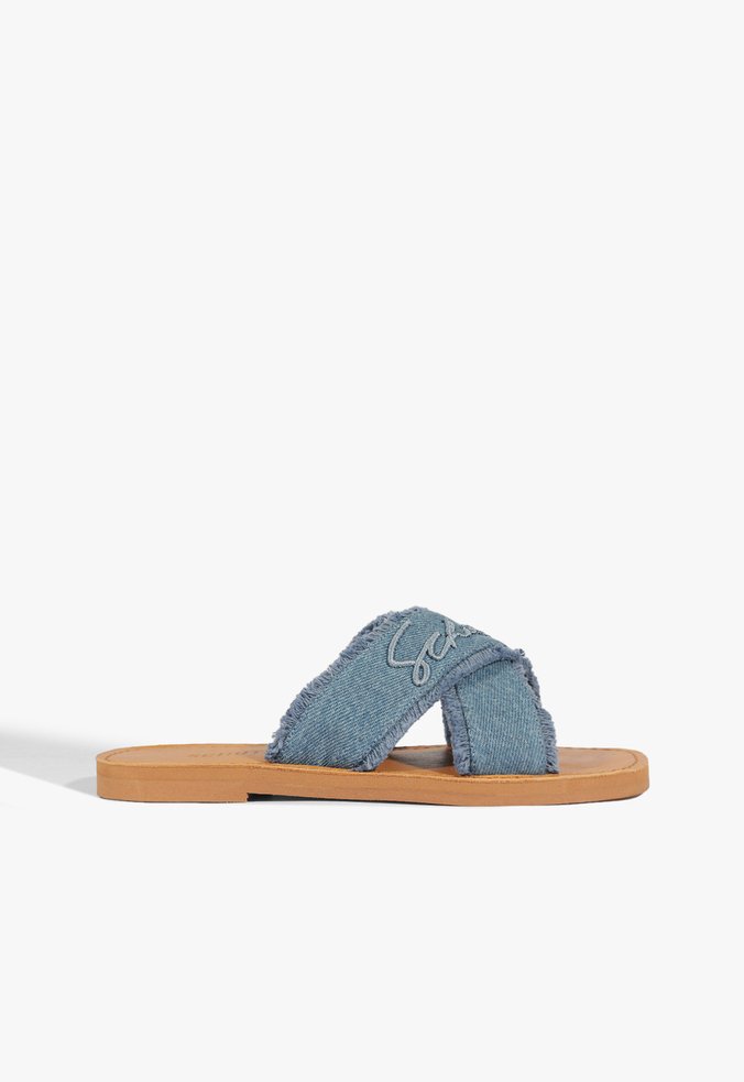 Sandália Rasteira de X Logo Jeans