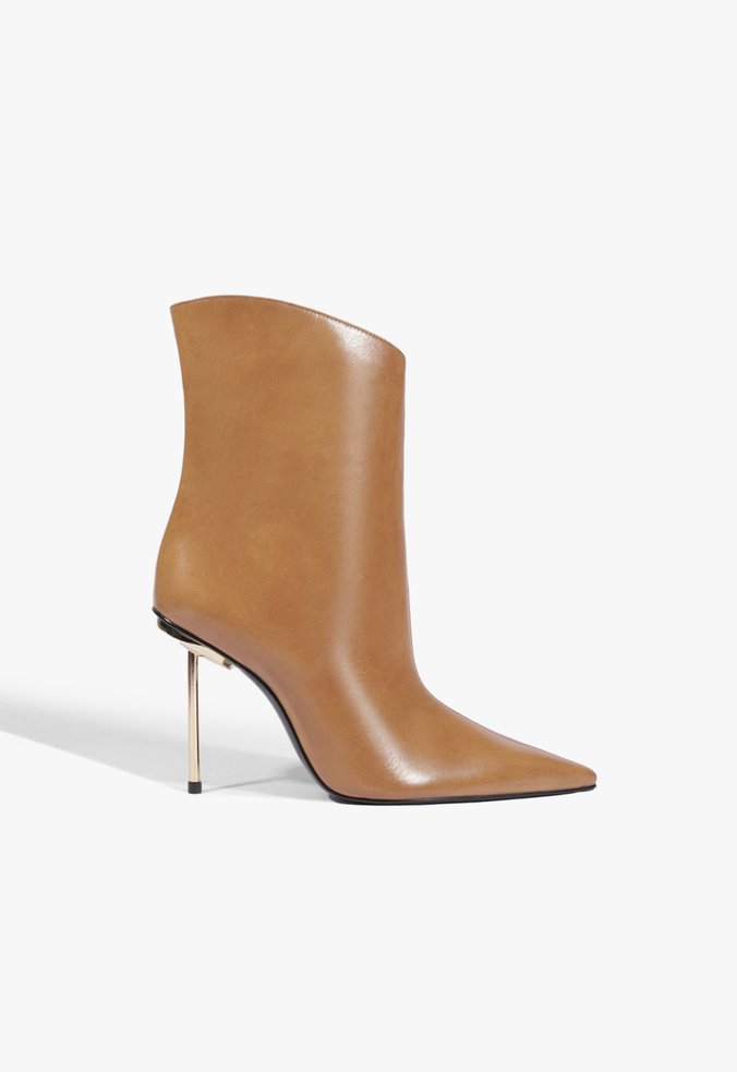 Bota Cano Médio Pin Heel Couro Marrom