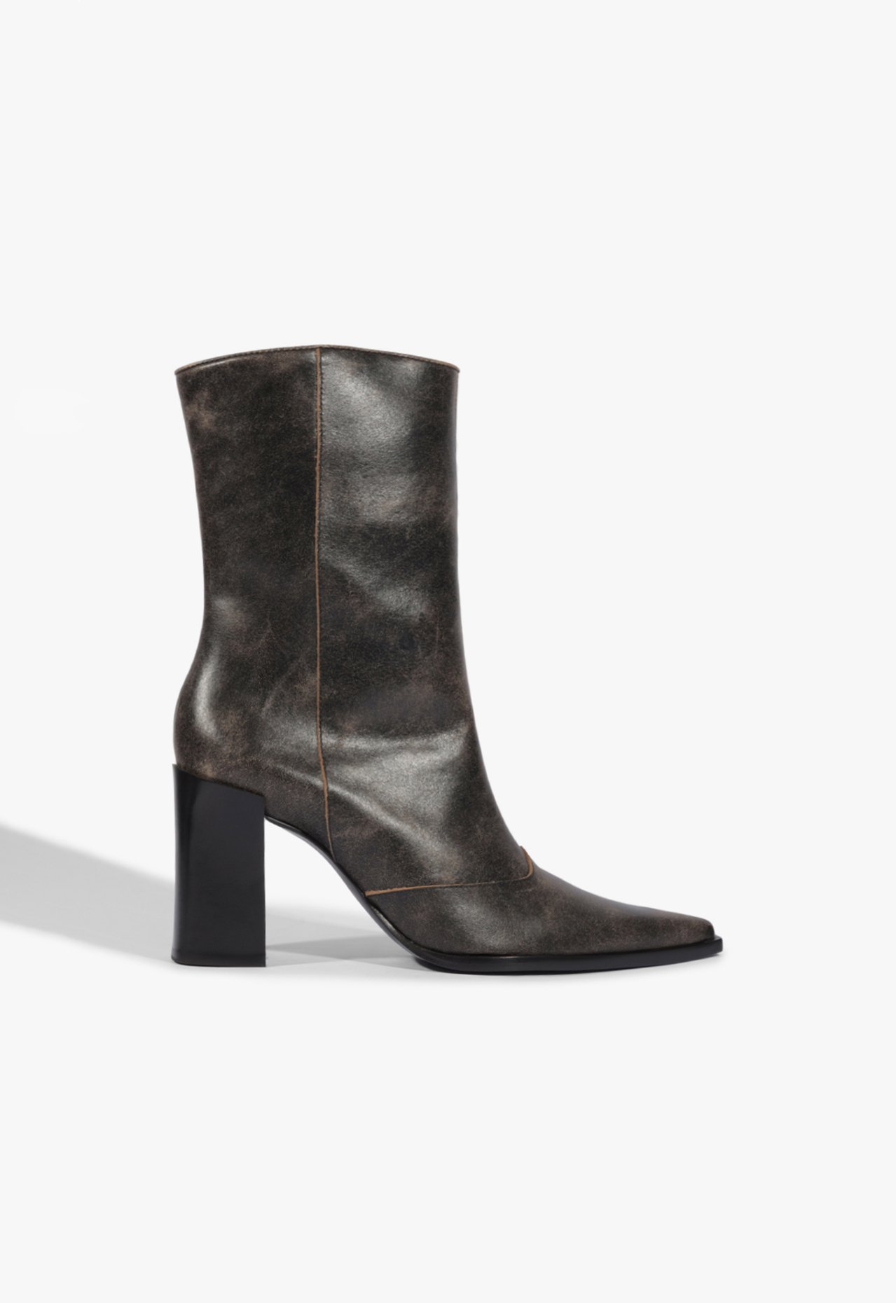 Vista 2 Bota Raffaela Couro Soft Preta | Schutz Schutz BR Preto Schutz BR Preto