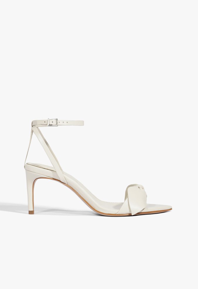 Sandália laço salto fino Branco