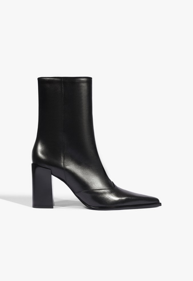 Bota Raffaela Couro Preta