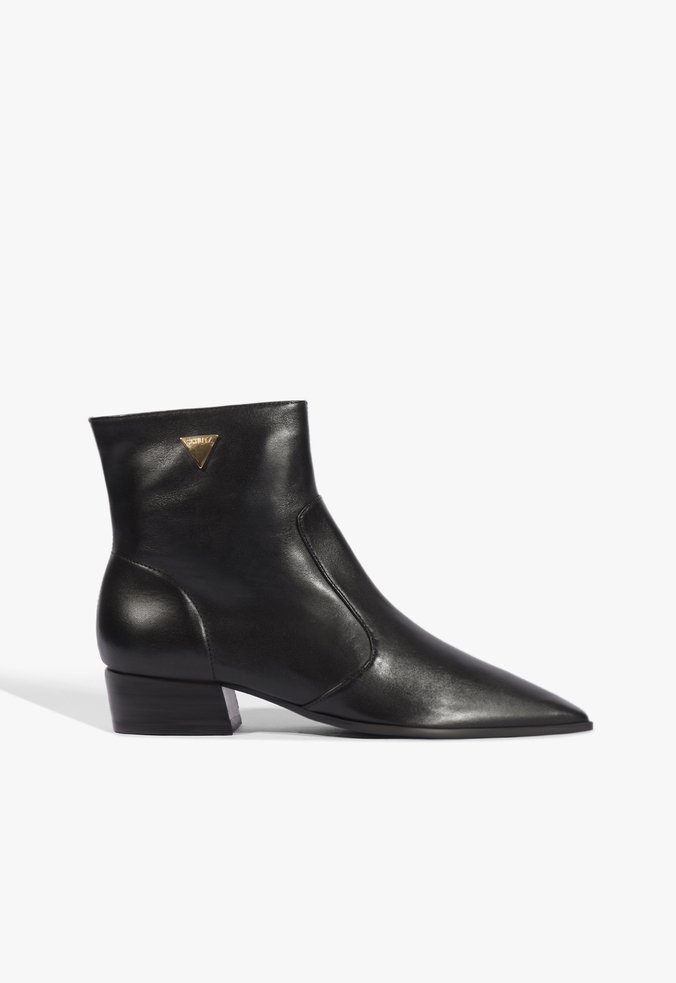 Bota July Couro Preta