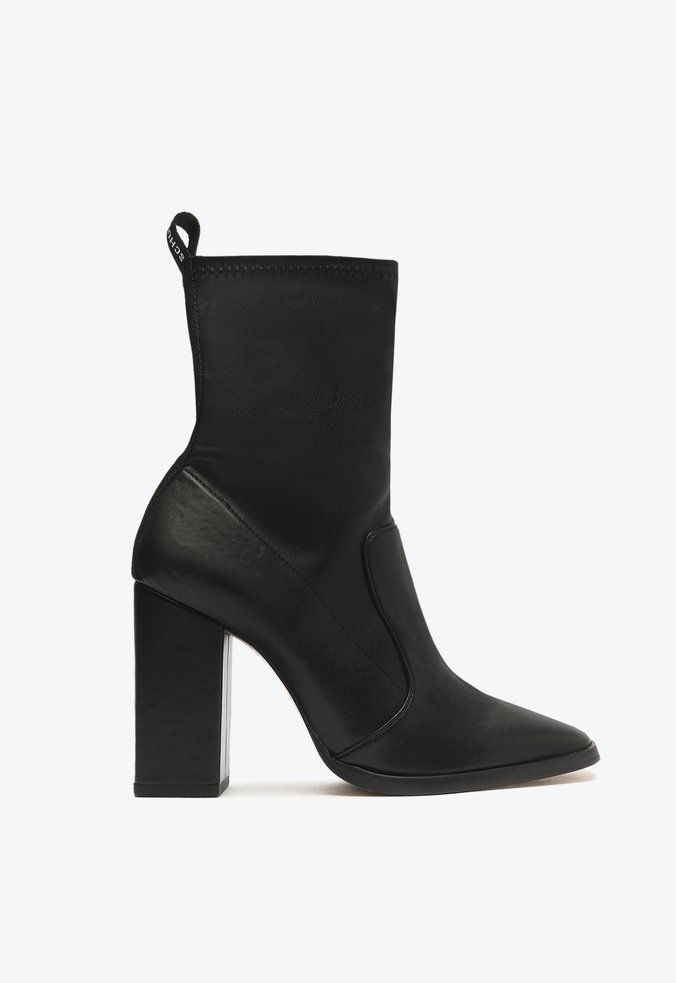 Bota Salto Bloco Cano Curto Stretch Preta