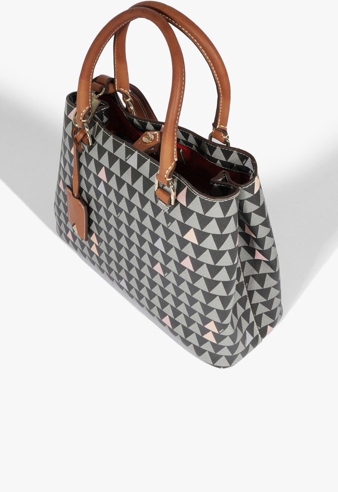 Tote lara new triangle black best sale