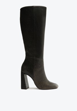 Bota Lornah Couro Craquelado Preta