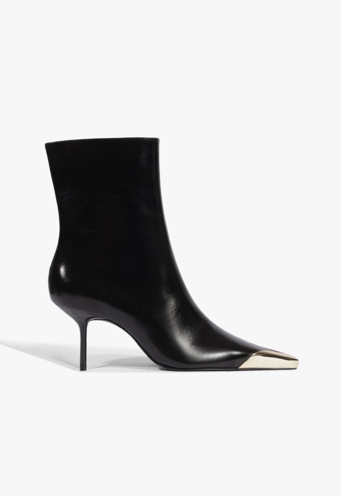 Bota Biqueira de Metal Couro Preta