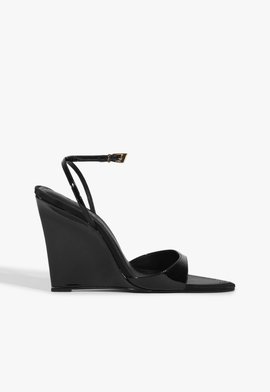 Sandália Anabela Elodie Verniz Couro Preta