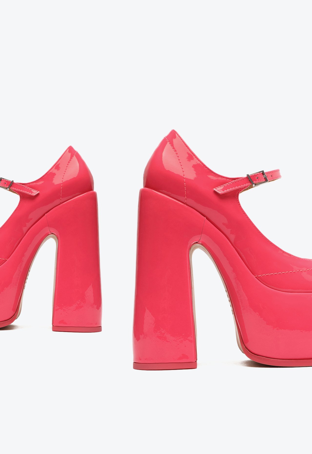 Scarpin rosa outlet meia pata