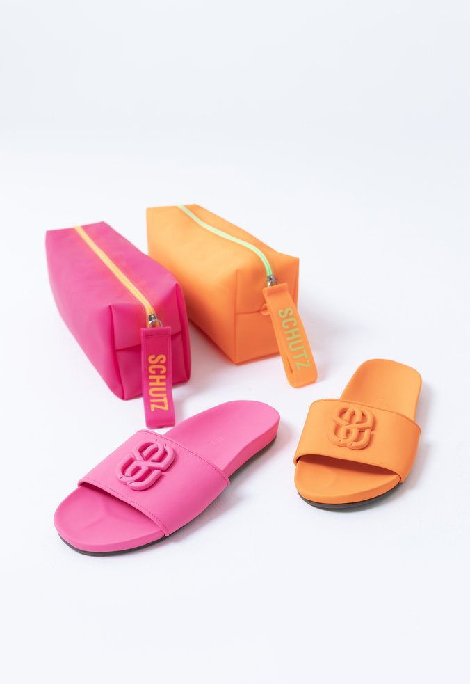 Kit Sandália Rasteira Nécessaire Emblem Laranja