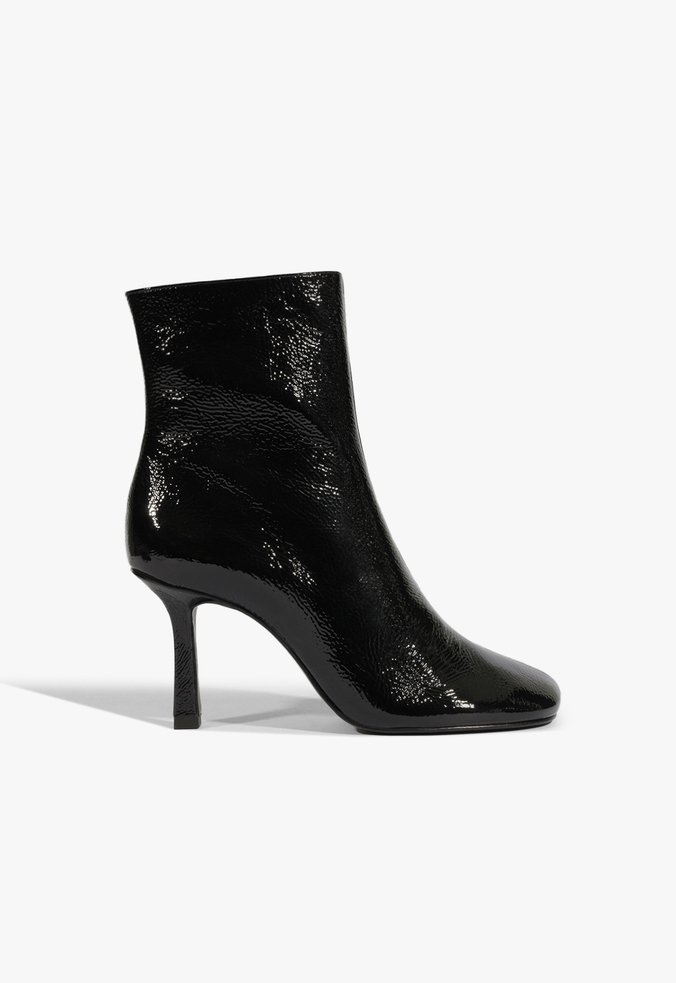 Bota Brielle Bootie Couro Croco Preta