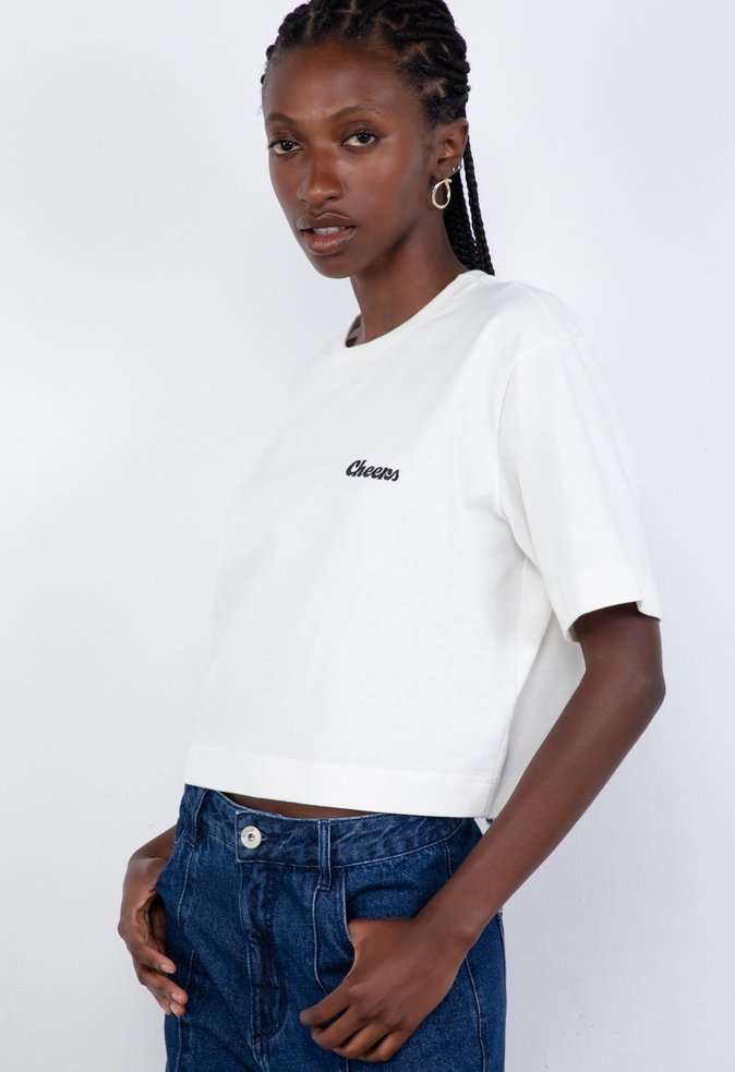 Camiseta Cropped Algodão Milene Cheers Branca