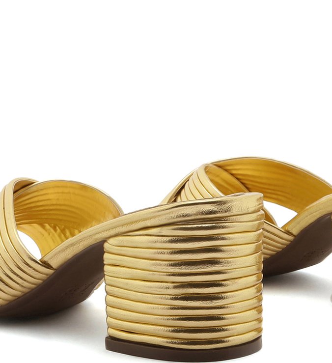 Sandália Mule Salto Bloco Texturas Dourada