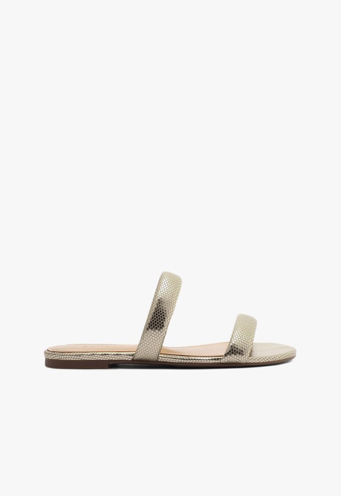 Flat New-S Girlie Studs Offwhite