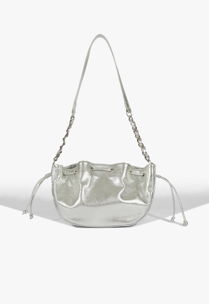 Bolsa Tiracolo Elvie Couro Prateada
