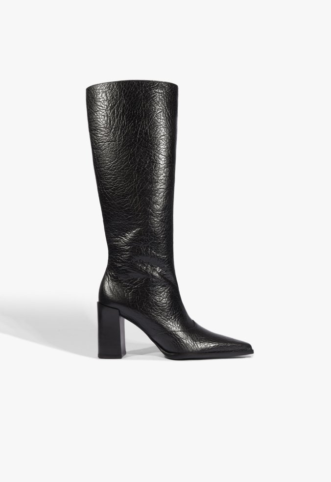 Bota Raffaela Up Couro Preta
