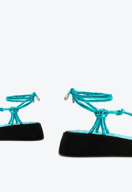 Sandália Papete Metalizada Couro Croco Azul