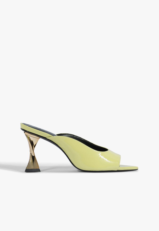 Mule Fierce Couro Amarelo