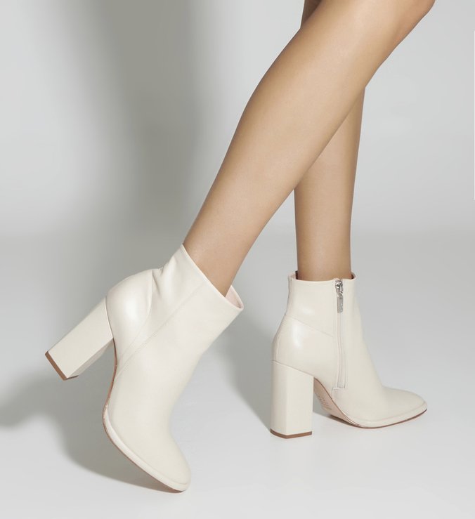 New Boot Evasê White New Boot Evasê White