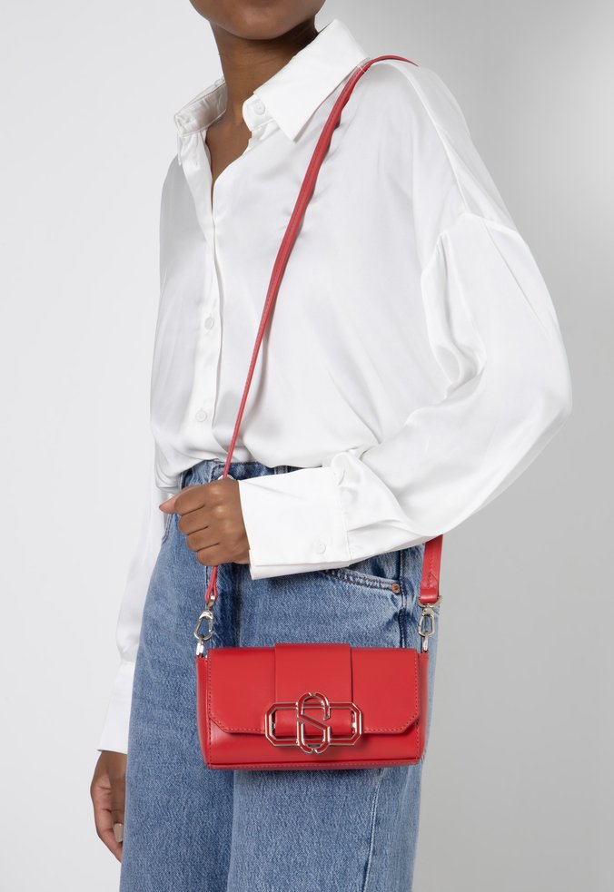 Bolsa Tiracolo Pequena Annie Couro Vermelha