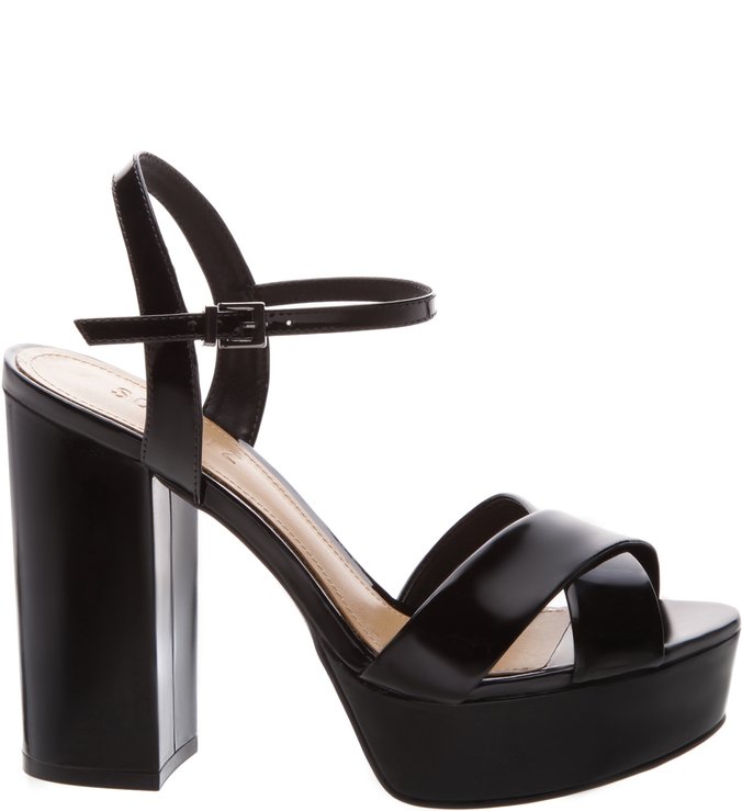 schutz sandalia salto grosso