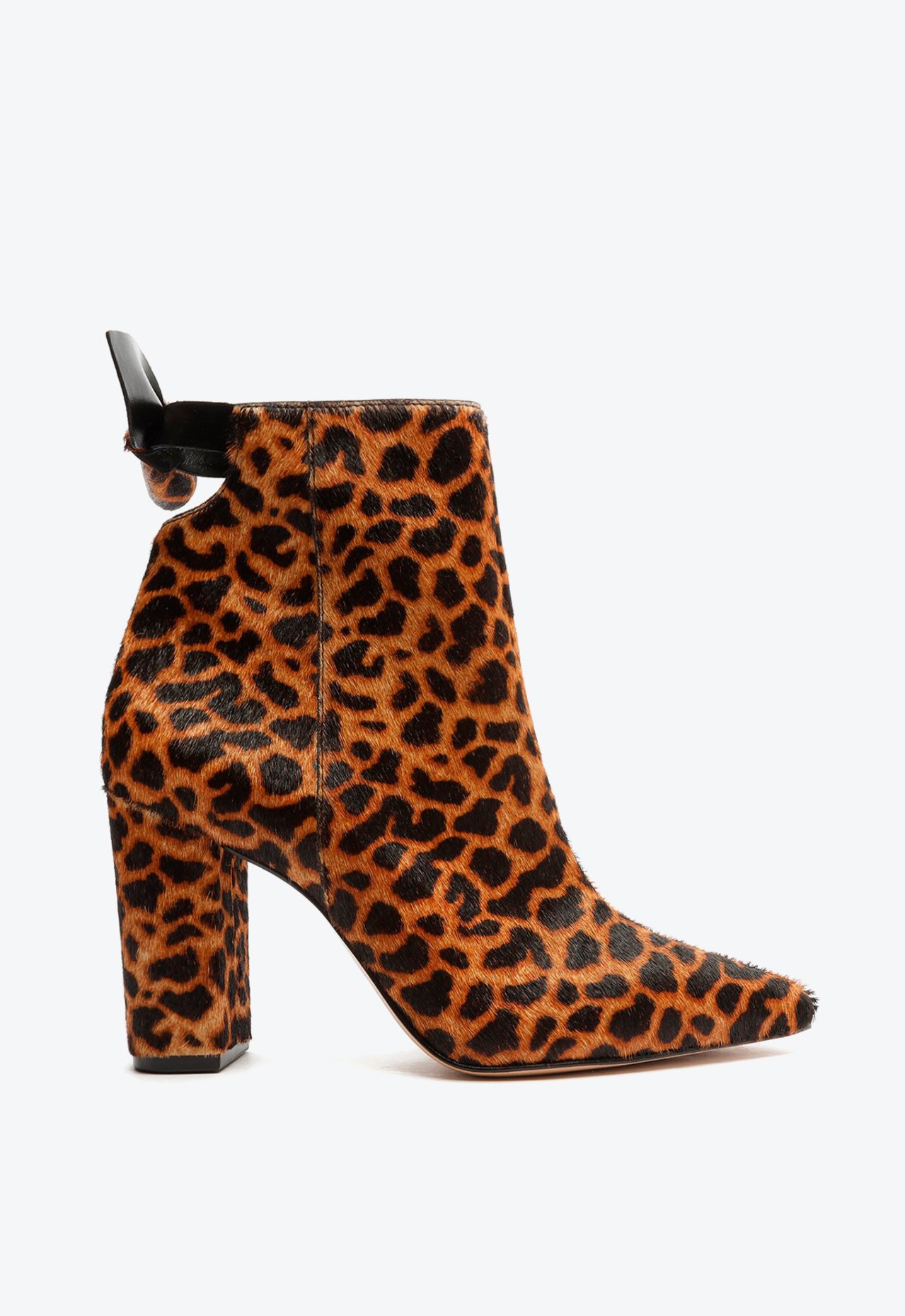 Bota Emily Cano Baixo Animal Print Schutz