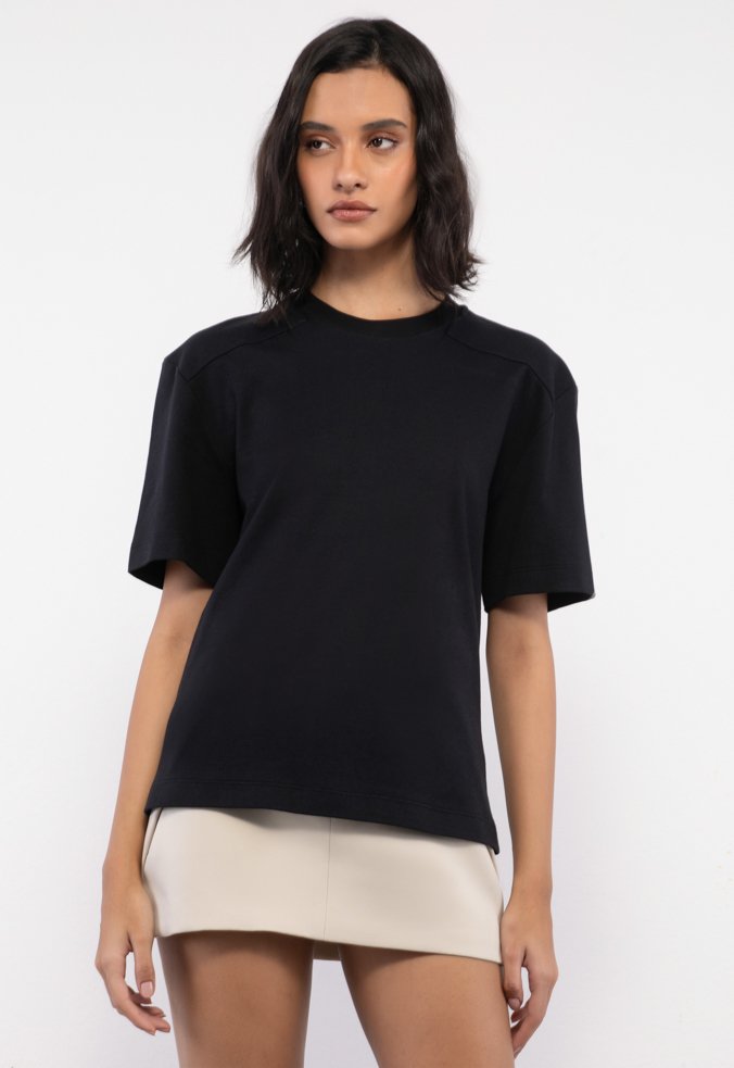 Camiseta Faye Preta