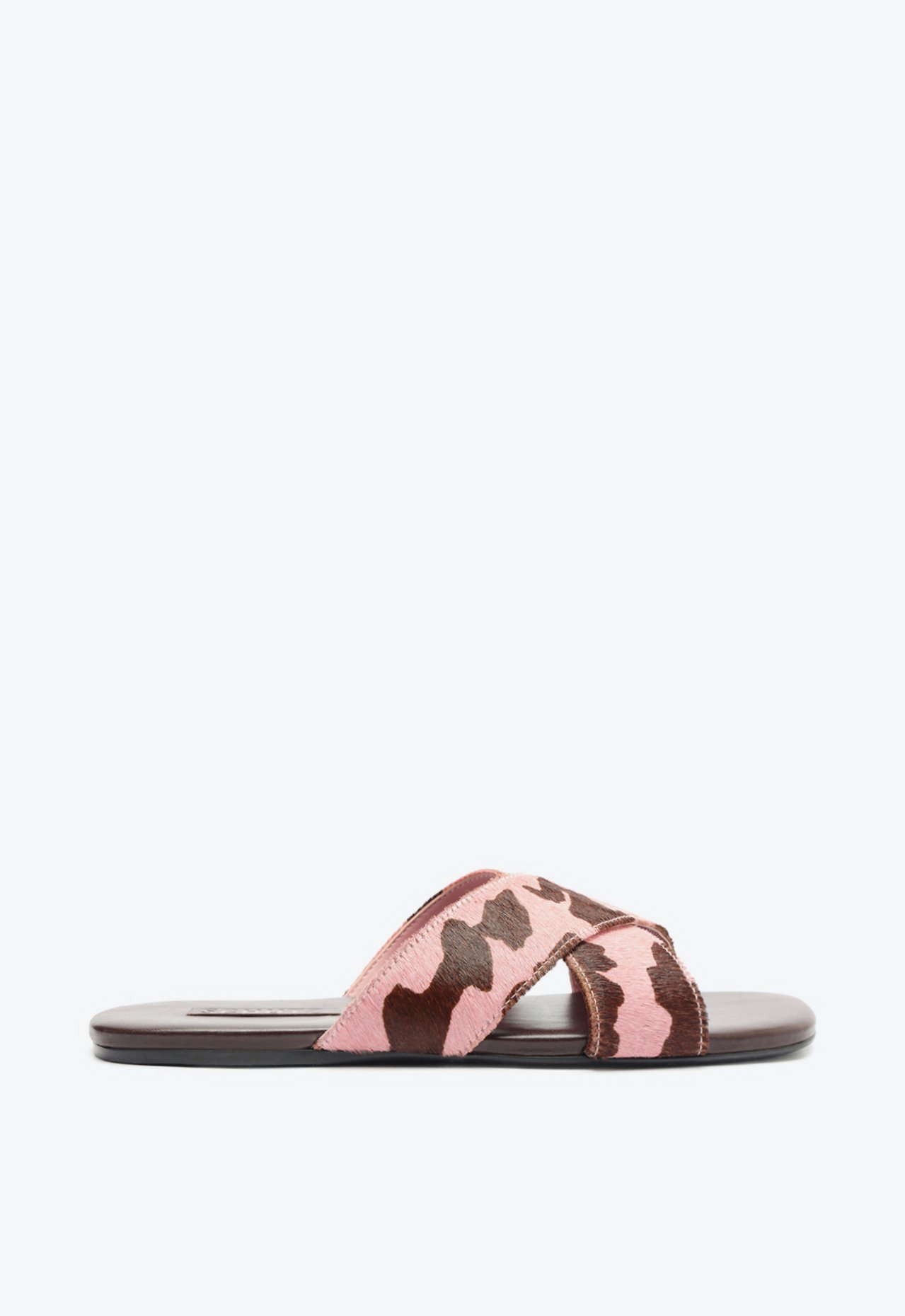 Chinelo Casual Flats Pelo Rosa e Marrom | Schutz