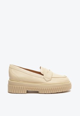 Mocassim Tratorado Viola Couro Creme