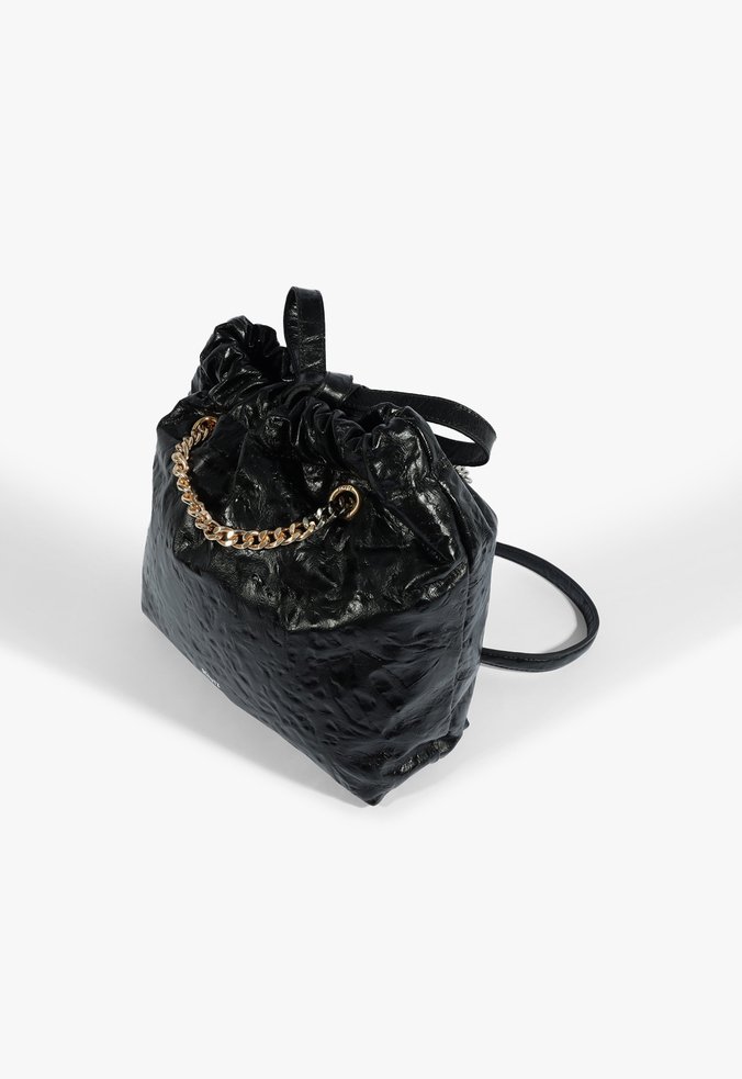 Bolsa Dazed Média Couro Preta | Schutz