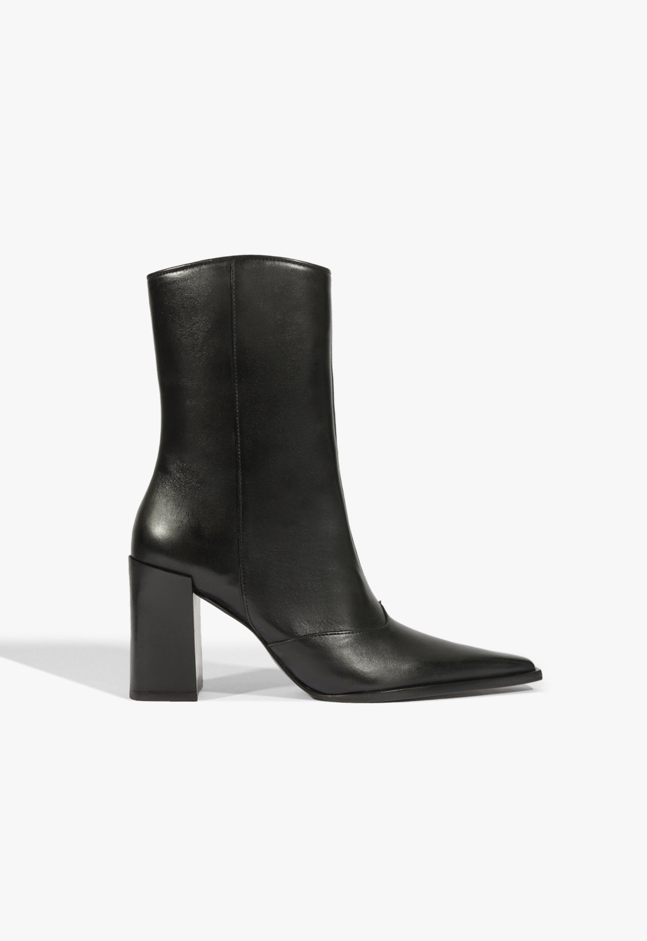 Bota Raffaela Couro Preta | Schutz