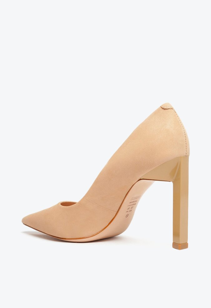 Sapato Scarpin Salto Alto Nobuck Bege Sapato Scarpin Salto Alto Nobuck Bege
