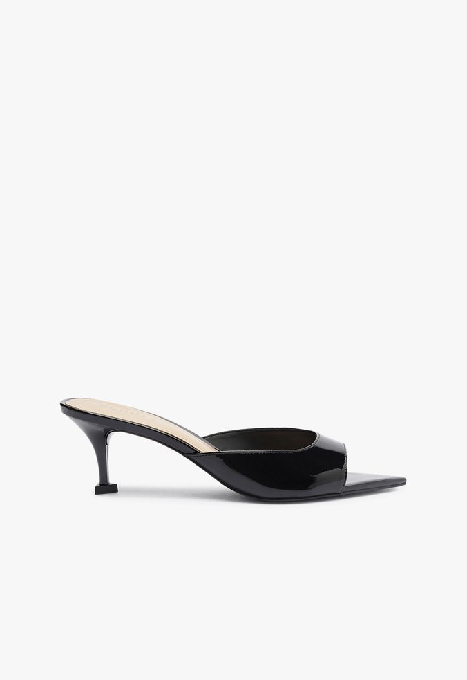 Tamanco Mule Robin Verniz Preto