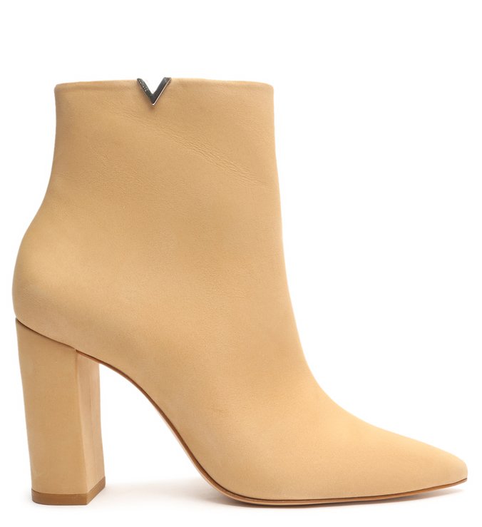 Bota Cano Baixo Salto Bloco Nobuck Creme Bota Cano Baixo Salto Bloco Nobuck Creme