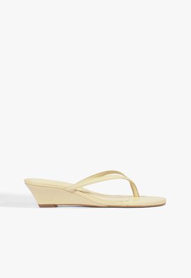 Sandália Roslyn Wedge Casual Couro Amarela