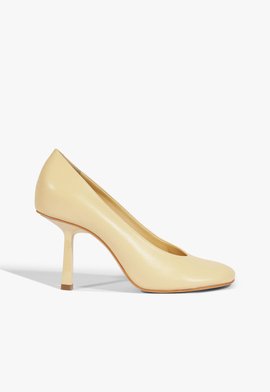 Scarpin Couro Salto Fino Alto Bege