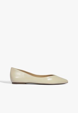 Flat Bico Fino Couro Bege