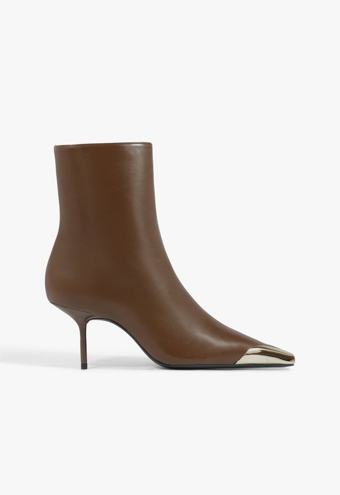 Bota Biqueira de Metal Couro Marrom