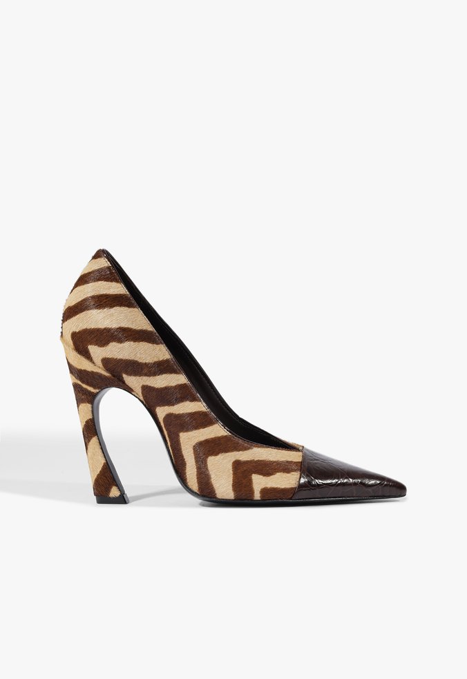 Scarpin Lexi Bico Fino Couro Zebra Marrom