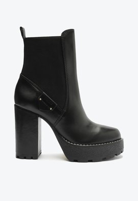 Bota Tratorada Salto Alto Preta