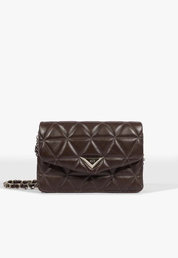 Bolsa Média Tiracolo 944 Matelassê Couro Marrom Escuro