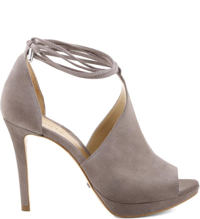 Sandáia Lace Up Mouse